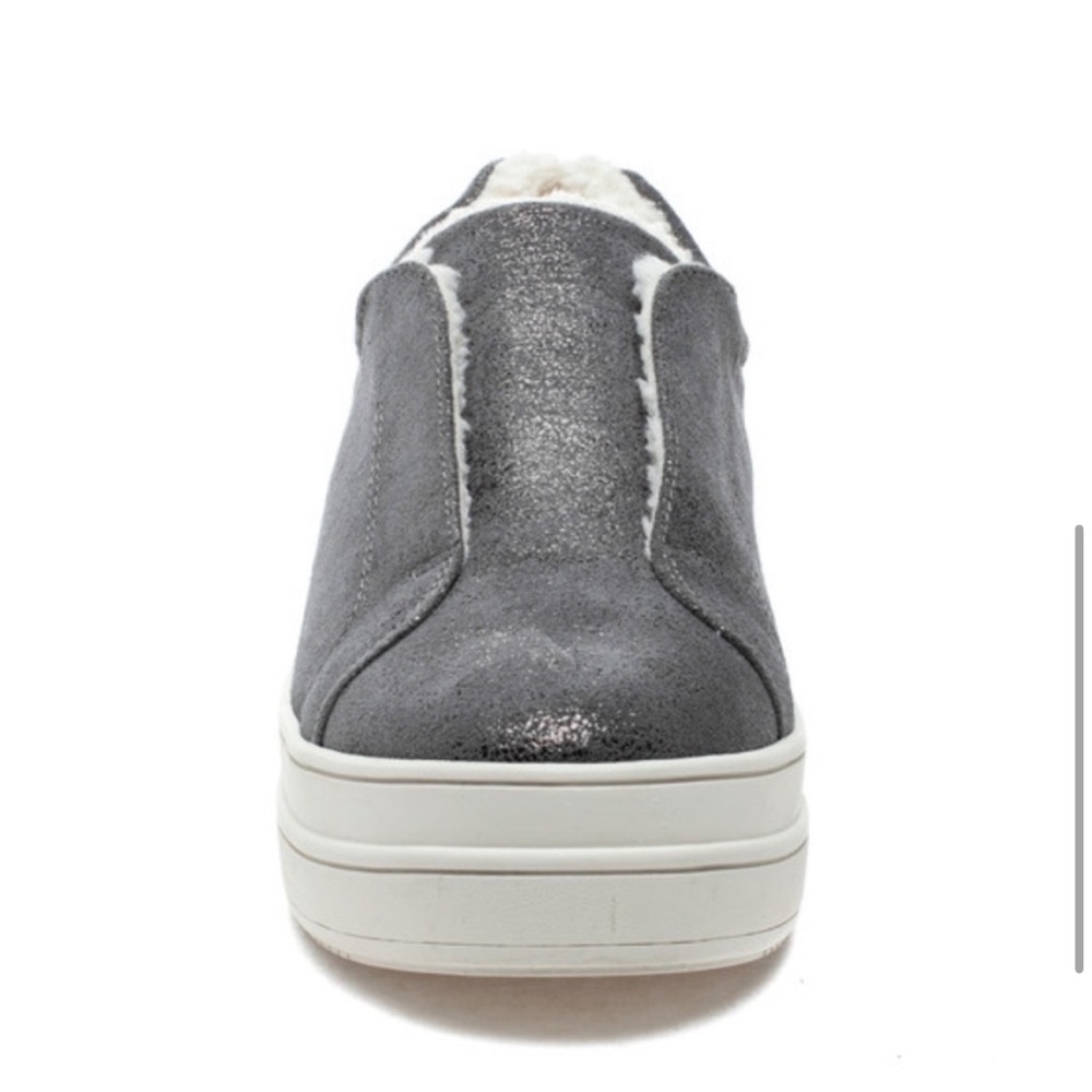 NWT J/SLIDES NADA Pewter Metallic Leather Sneaker - Picture 4 of 15